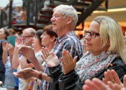 Fans Feiern Semino Rossi In Jena 00021